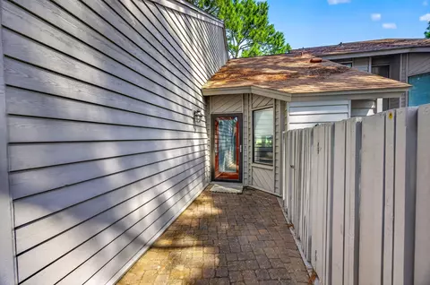 Exterior - 264 Eagle Dr, Miramar Beach, FL 32550 photo 12 of 18
