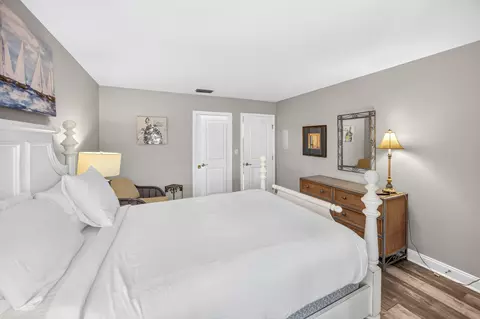 Bedroom - 264 Eagle Dr, Miramar Beach, FL 32550 photo 7 of 10