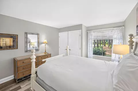 Bedroom - 264 Eagle Dr, Miramar Beach, FL 32550 photo 6 of 10