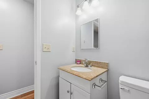 Bath - 104 Hollow Cv, Crestview, FL 32539 photo 4 of 5