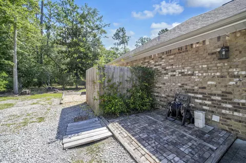 Exterior - 79 Shoreline Dr, Freeport, FL 32439 photo 16 of 17