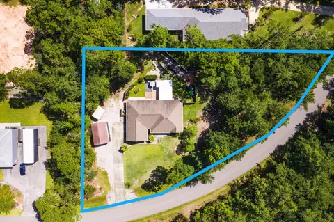 View/Area - 79 Shoreline Dr, Freeport, FL 32439 photo 3 of 12