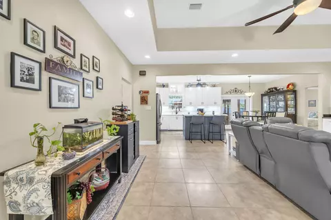 Entry Way - 79 Shoreline Dr, Freeport, FL 32439 photo 1 of 3