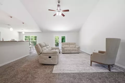 Living - 3058 Zach Ave, Crestview, FL 32536 photo 3 of 4