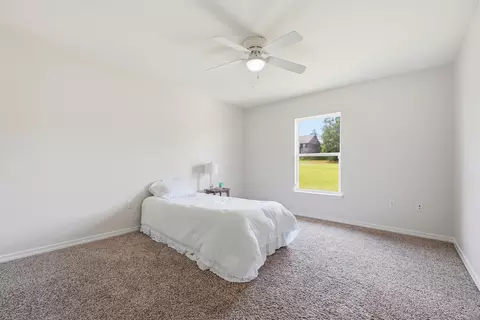Bedroom - 3058 Zach Ave, Crestview, FL 32536 photo 5 of 9
