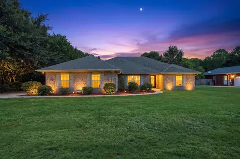Exterior - 3058 Zach Ave, Crestview, FL 32536 photo 2 of 5