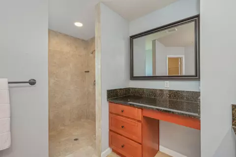 Bath - 4531 Annabelle Ln, Crestview, FL 32539 photo 2 of 8