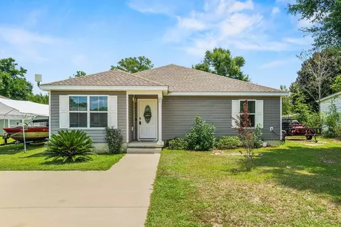 28 Rubens Ln, Defuniak Springs, FL 32433