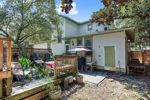 Exterior - 599 Third Ave, Destin, FL 32541 photo 7 of 8