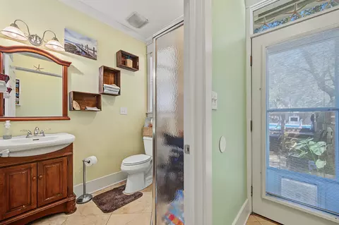 Bath - 599 Third Ave, Destin, FL 32541 photo 3 of 5