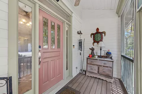 Exterior - 599 Third Ave, Destin, FL 32541 photo 3 of 8