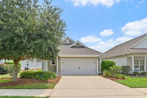 Exterior - 328 Lightning Bug Ln, Freeport, FL 32439 photo 1 of 9