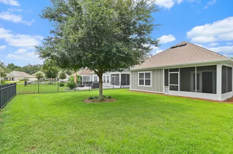Exterior - 328 Lightning Bug Ln, Freeport, FL 32439 photo 5 of 9