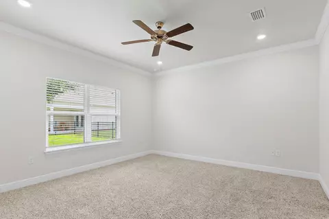 Bedroom - 328 Lightning Bug Ln, Freeport, FL 32439 photo 1 of 8