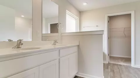 Entry Way - 5729 Dearing St, Crestview, FL 32539 photo 1 of 2
