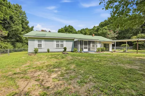 Exterior - 2601 Lake Silver Rd, Crestview, FL 32536 photo 1 of 5