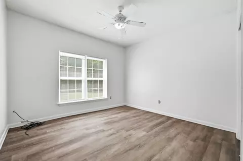 Bedroom - 2601 Lake Silver Rd, Crestview, FL 32536 photo 2 of 3