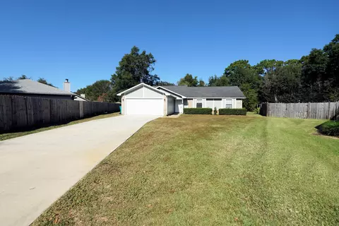 128 Meadow Woods Ln, Niceville, FL 32578