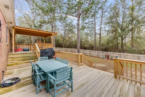 Exterior - 3999 Painter Branch Rd, Crestview, FL 32539 photo 5 of 8