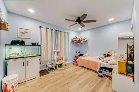 Bedroom - 3999 Painter Branch Rd, Crestview, FL 32539 photo 4 of 5