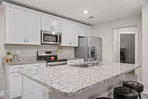 Kitchen - 3152 Maple St, Crestview, FL 32539 photo 2 of 4