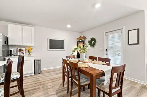 Dining - 4742 Airmen Dr, Crestview, FL 32539 photo 2 of 2