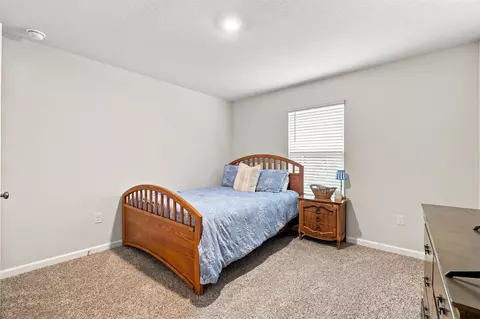 Bedroom - 4742 Airmen Dr, Crestview, FL 32539 photo 5 of 6