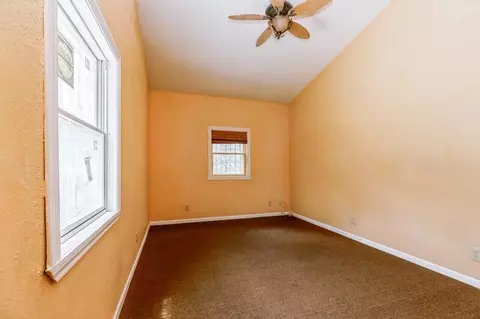 Bedroom - 6051 Tupelo St, Crestview, FL 32539 photo 3 of 11