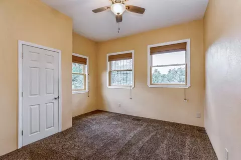Bedroom - 6051 Tupelo St, Crestview, FL 32539 photo 6 of 11