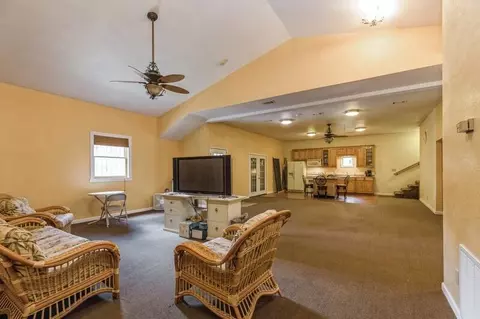 Living - 6051 Tupelo St, Crestview, FL 32539 photo 4 of 5