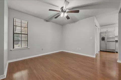Living - 112 Golf Course Dr, Crestview, FL 32536 photo 1 of 11