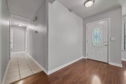 Entry Way - 112 Golf Course Dr, Crestview, FL 32536 photo 1 of 3