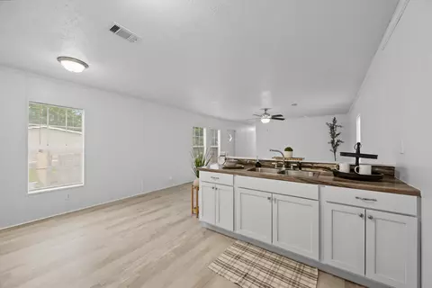 1299 Roosevelt St, Baker, FL 32531 photo 10