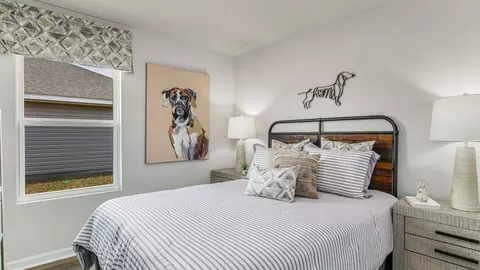 Bedroom - 4370 Damselfly Dr, Milton, FL 32583 photo 1 of 13