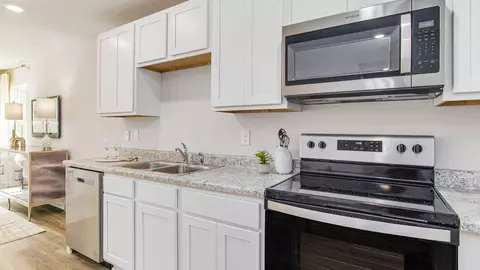 Kitchen - 4370 Damselfly Dr, Milton, FL 32583 photo 2 of 5