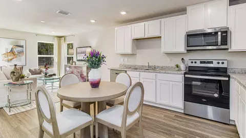 Kitchen - 4370 Damselfly Dr, Milton, FL 32583 photo 1 of 5