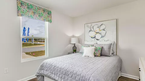 Bedroom - 4370 Damselfly Dr, Milton, FL 32583 photo 4 of 13