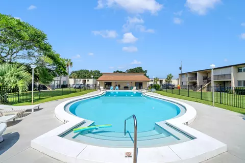 300 SW Miracle Strip Pkwy UNIT 1B, Fort Walton Beach, FL 32548