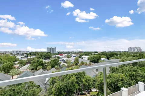View/Area - 326 Summit Dr, Destin, FL 32541 photo 2 of 5
