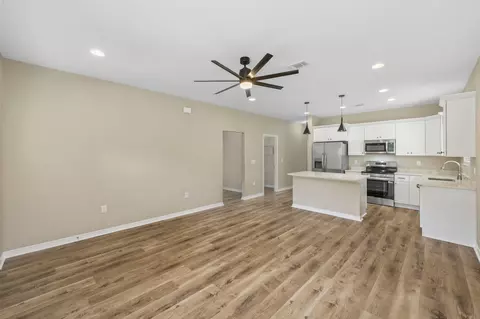 Living - 607 Amos St, Crestview, FL 32539 photo 1 of 4