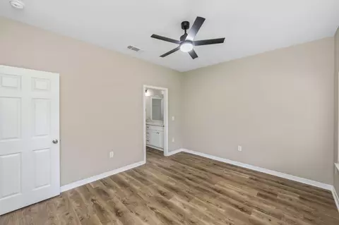 Bedroom - 607 Amos St, Crestview, FL 32539 photo 2 of 7