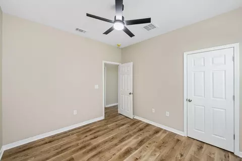 Bedroom - 607 Amos St, Crestview, FL 32539 photo 6 of 7