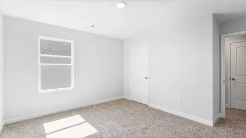 Bedroom - 5892 Tripletail Dr, Milton, FL 32583 photo 10 of 16