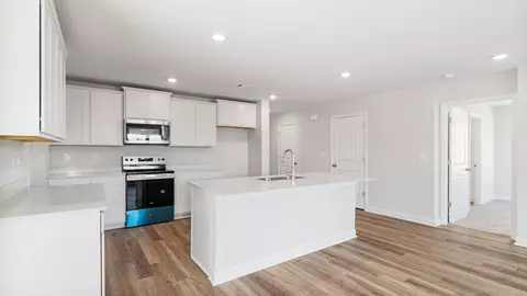 Kitchen - 5892 Tripletail Dr, Milton, FL 32583 photo 2 of 3