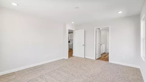 Bedroom - 5892 Tripletail Dr, Milton, FL 32583 photo 3 of 16