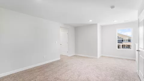 Bedroom - 5892 Tripletail Dr, Milton, FL 32583 photo 4 of 16
