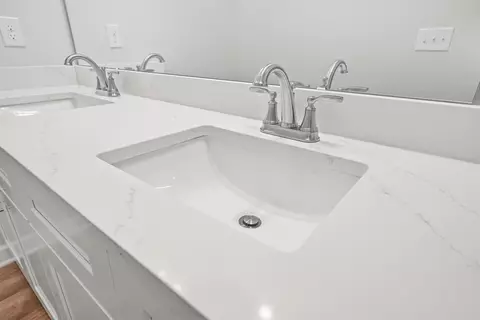 Bath - 6116 Mildreds Way, Crestview, FL 32539 photo 1 of 3