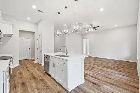 Entry Way - 6116 Mildreds Way, Crestview, FL 32539 photo 4 of 8