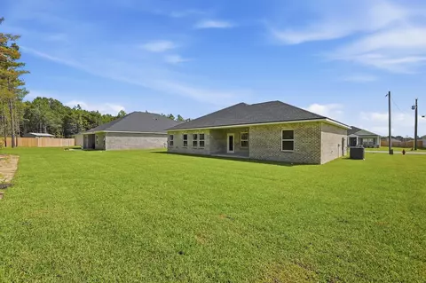 Exterior - 6116 Mildreds Way, Crestview, FL 32539 photo 7 of 10