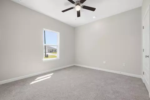 Bedroom - 6116 Mildreds Way, Crestview, FL 32539 photo 7 of 10